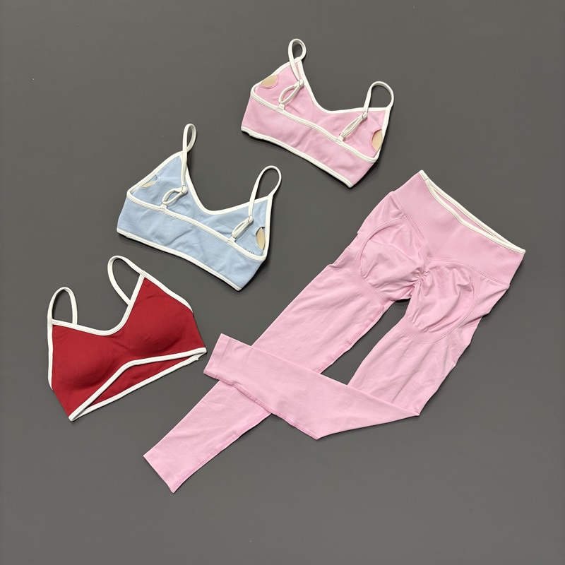ชุดกีฬา 2 ชิ้น บราไร้ตะเข็บแบบ - Yoga Fitness Zumba บทวิจารณ์และราคา